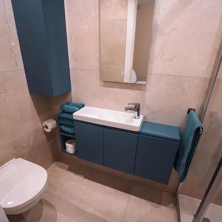 Apartment Modern 2 Bed & 2 Bth Sliema